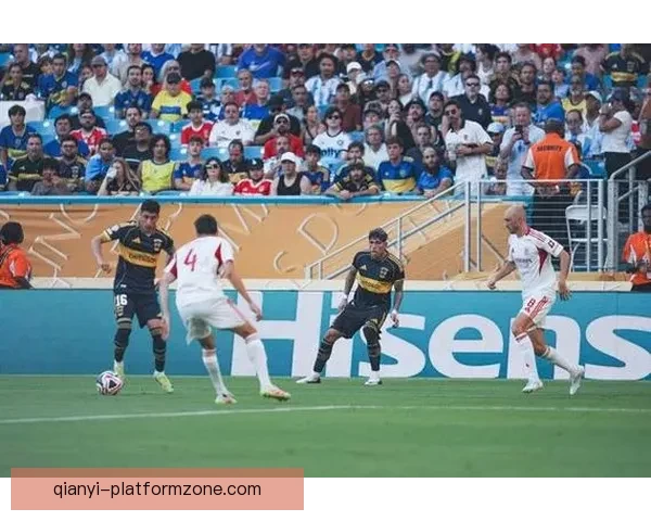 2026年世界杯揭幕战精彩开赛 足球盛宴拉开帷幕 全球瞩目精彩对决即将上演